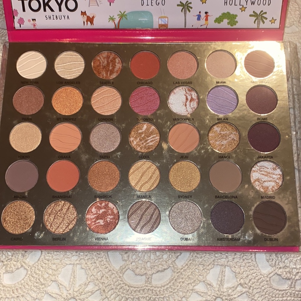 Glam around, the world EYESHADOW PALETTE - Picture 10 of 10